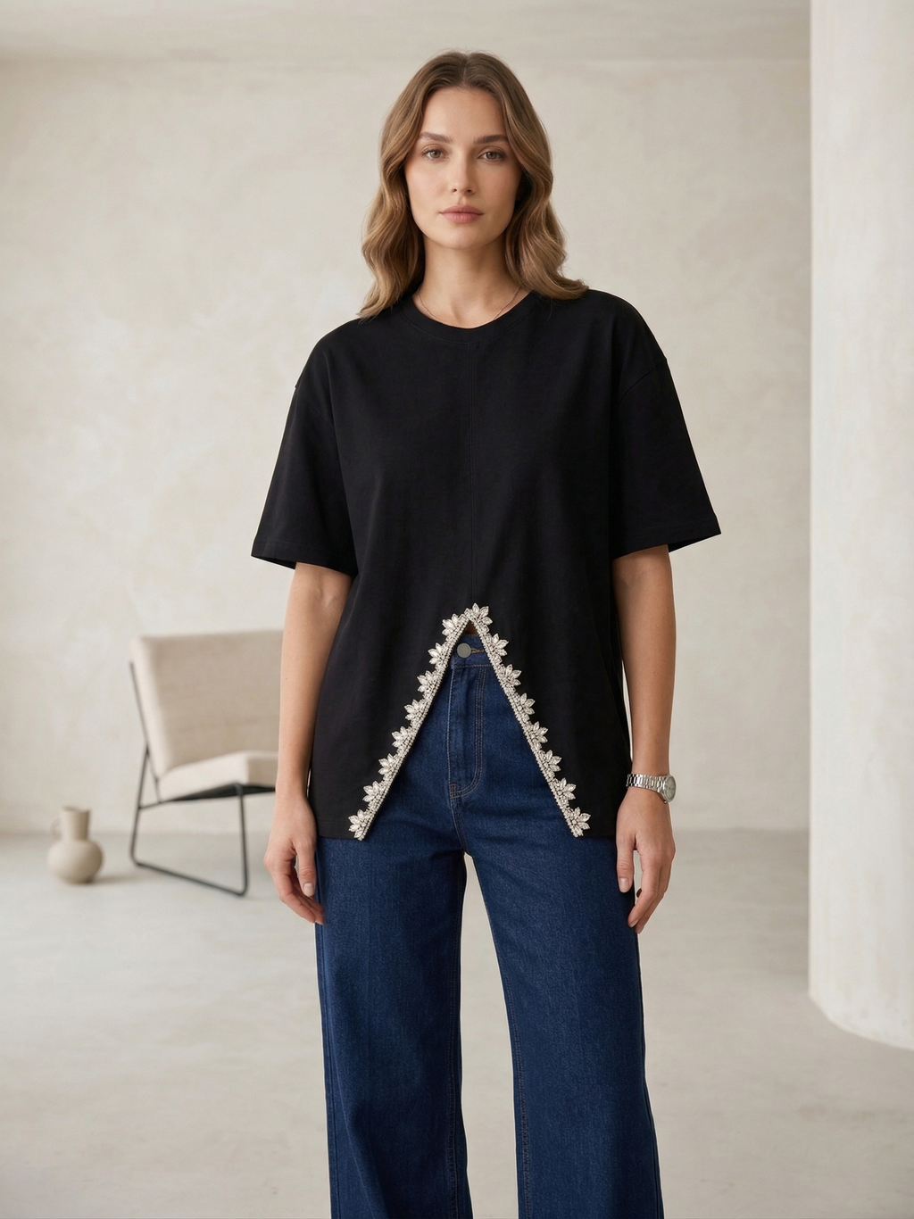 V Cut Oversize Diamonds Black T Shirt